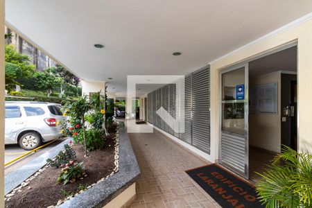 Apartamento para alugar com 60m², 2 quartos e 1 vagaÁrea comum - Entrada