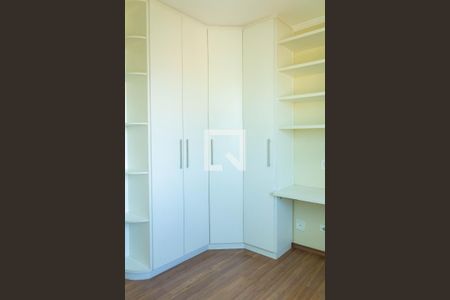 Apartamento para alugar com 82m², 2 quartos e 2 vagasQuarto 