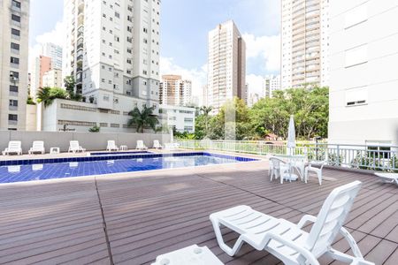 Apartamento à venda com 37m², 1 quarto e 1 vagaÁrea comum - Piscina