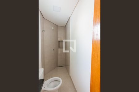 Casa à venda com 114m², 2 quartos e 1 vaga Casa à venda com 114m², 2 quartos e 1 vagaBanheiro da Suíte 1