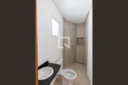 Casa à venda com 114m², 2 quartos e 1 vaga Casa à venda com 114m², 2 quartos e 1 vagaBanheiro da Suíte 1