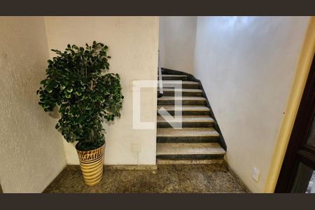 Hall de entrada de apartamento para alugar com 1 quarto, 54m² em José Menino, Santos