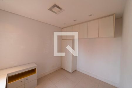 Apartamento para alugar com 94m², 2 quartos e 2 vagasQuarto