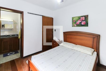 Casa à venda com 244m², 2 quartos e 2 vagasSuíte 2