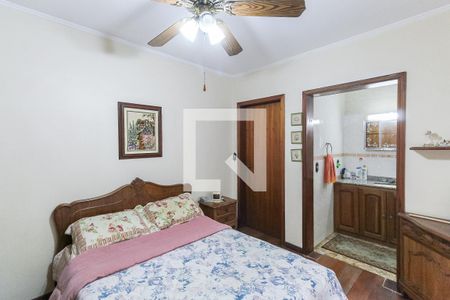 Casa à venda com 244m², 2 quartos e 2 vagasSuíte 1