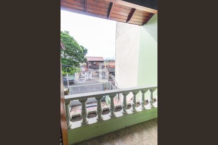 Casa à venda com 244m², 2 quartos e 2 vagasSacada da sala
