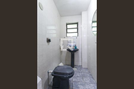 Casa à venda com 244m², 2 quartos e 2 vagasLavabo 2