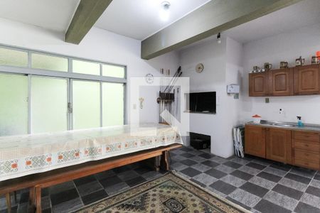 Casa à venda com 244m², 2 quartos e 2 vagasEspaço gourmet