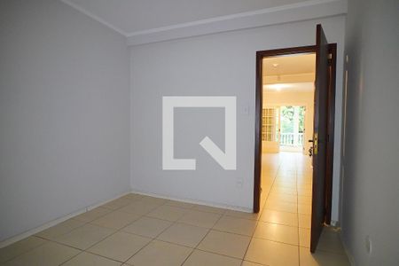 Casa à venda com 314m², 4 quartos e 4 vagasQuarto 2