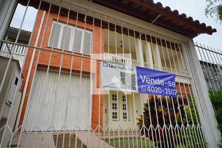 Casa à venda com 314m², 4 quartos e 4 vagasFachada da Casa