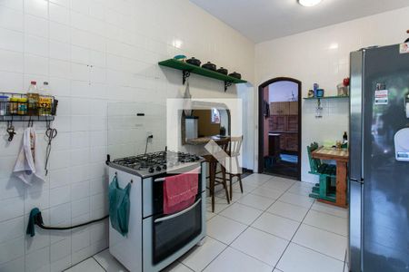 Casa de condomínio à venda com 346m², 4 quartos e 5 vagas Casa de condomínio à venda com 346m², 4 quartos e 5 vagasCozinha