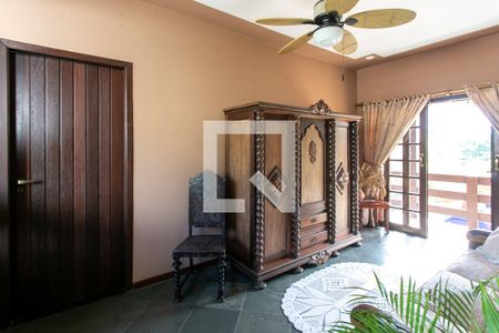 Casa de condomínio à venda com 346m², 4 quartos e 5 vagas Casa de condomínio à venda com 346m², 4 quartos e 5 vagasSala Intima