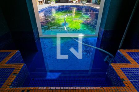 Casa de condomínio à venda com 346m², 4 quartos e 5 vagas Casa de condomínio à venda com 346m², 4 quartos e 5 vagasPiscina - Sauna