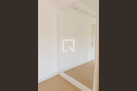 Sala de apartamento para alugar com 2 quartos, 50m² em Jardim Vista Alegre, Embu das Artes