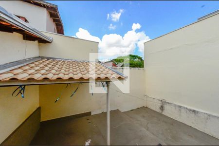 Casa à venda com 119m², 2 quartos e 2 vagas Casa à venda com 119m², 2 quartos e 2 vagasQuintal