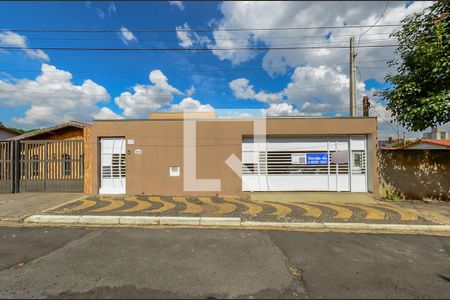 Casa à venda com 119m², 2 quartos e 2 vagas Casa à venda com 119m², 2 quartos e 2 vagasPlaquinha