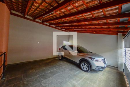 Casa à venda com 119m², 2 quartos e 2 vagas Casa à venda com 119m², 2 quartos e 2 vagasGaragem
