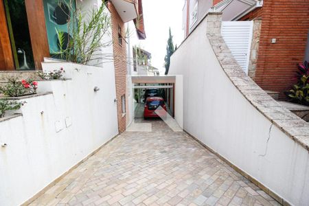 Casa de condomínio à venda com 400m², 4 quartos e 4 vagas Casa de condomínio à venda com 400m², 4 quartos e 4 vagasGaragem