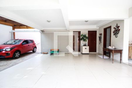 Casa de condomínio à venda com 400m², 4 quartos e 4 vagas Casa de condomínio à venda com 400m², 4 quartos e 4 vagasGaragem