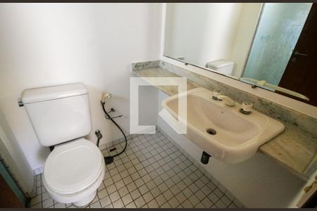 Apartamento à venda com 70m², 3 quartos e 2 vagasBanheiro da Suíte 1