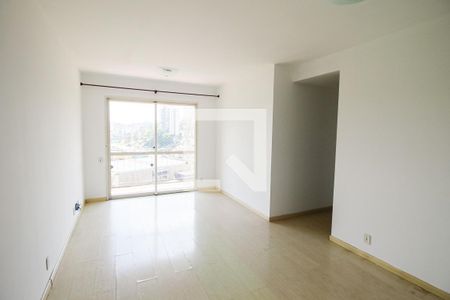 Sala  de apartamento para alugar com 3 quartos, 70m² em Jardim Ampliacao, São Paulo