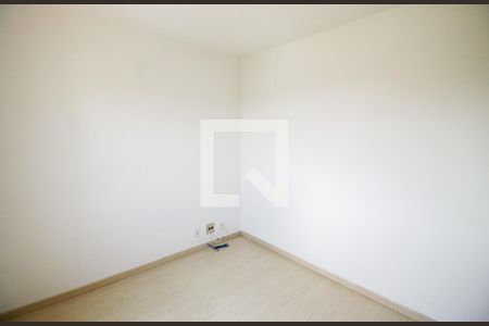 Apartamento à venda com 70m², 3 quartos e 2 vagasQuarto 2 - Armários