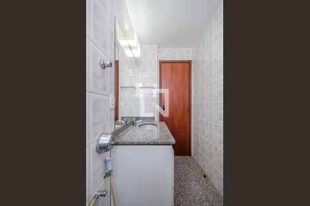 Apartamento para alugar com 142m², 4 quartos e 2 vagas Apartamento para alugar com 142m², 4 quartos e 2 vagasBanheiro Social