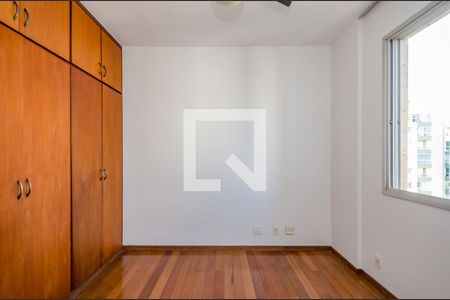 Apartamento para alugar com 142m², 4 quartos e 2 vagas Apartamento para alugar com 142m², 4 quartos e 2 vagasQuarto 3