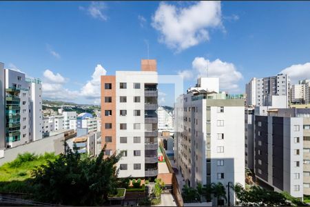 Apartamento para alugar com 142m², 4 quartos e 2 vagas Apartamento para alugar com 142m², 4 quartos e 2 vagasQuarto 3