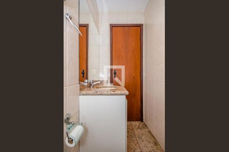 Apartamento para alugar com 142m², 4 quartos e 2 vagas Apartamento para alugar com 142m², 4 quartos e 2 vagasLavabo