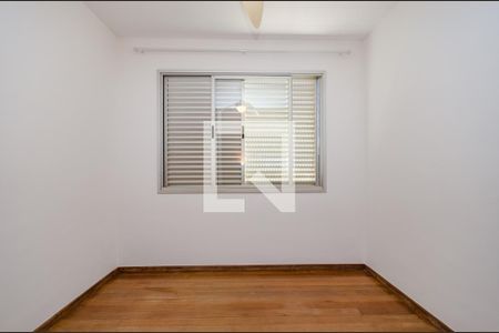 Apartamento para alugar com 142m², 4 quartos e 2 vagas Apartamento para alugar com 142m², 4 quartos e 2 vagasQuarto 2