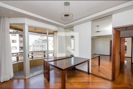 Sala de apartamento para alugar com 4 quartos, 142m² em Buritis, Belo Horizonte