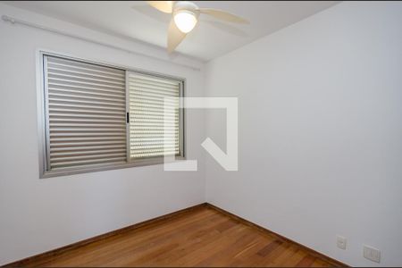 Apartamento para alugar com 142m², 4 quartos e 2 vagas Apartamento para alugar com 142m², 4 quartos e 2 vagasQuarto 2