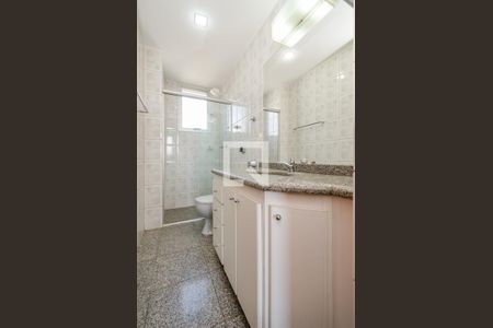 Apartamento para alugar com 142m², 4 quartos e 2 vagas Apartamento para alugar com 142m², 4 quartos e 2 vagasBanheiro Social