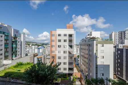 Apartamento para alugar com 142m², 4 quartos e 2 vagas Apartamento para alugar com 142m², 4 quartos e 2 vagasVaranda da Sala