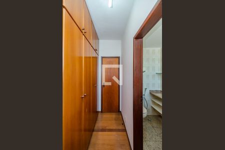 Apartamento para alugar com 142m², 4 quartos e 2 vagas Apartamento para alugar com 142m², 4 quartos e 2 vagascloset Suíte