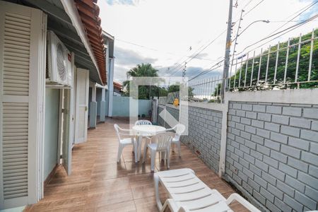 Casa à venda com 116m², 3 quartos e 2 vagasPátio 