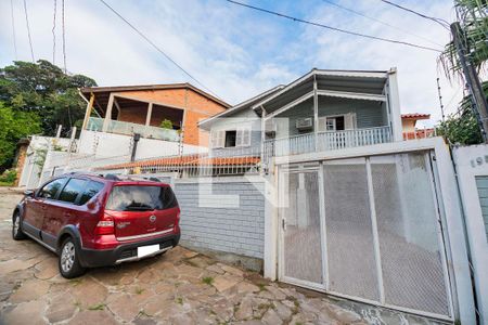 Casa à venda com 116m², 3 quartos e 2 vagasFachada da casa