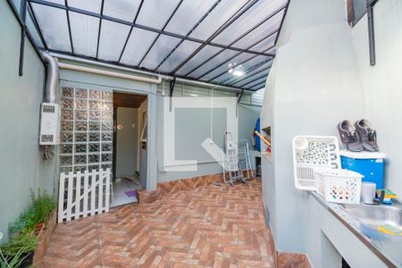 Casa à venda com 116m², 3 quartos e 2 vagasv