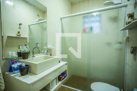 Casa à venda com 208m², 3 quartos e 4 vagas Casa à venda com 208m², 3 quartos e 4 vagasBanheiro 4