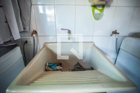 Casa à venda com 208m², 3 quartos e 4 vagas Casa à venda com 208m², 3 quartos e 4 vagasTerraço - Área de Serviço