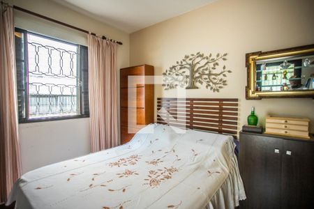 Casa à venda com 208m², 3 quartos e 4 vagas Casa à venda com 208m², 3 quartos e 4 vagasSuíte 2