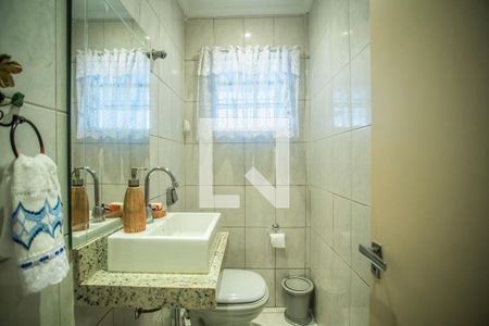 Casa à venda com 208m², 3 quartos e 4 vagas Casa à venda com 208m², 3 quartos e 4 vagasLavabo