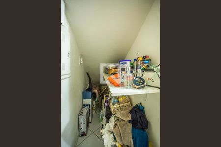 Casa à venda com 208m², 3 quartos e 4 vagas Casa à venda com 208m², 3 quartos e 4 vagasDispensa