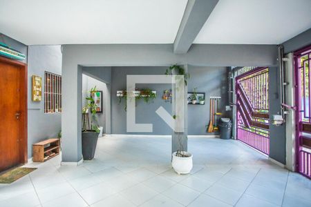 Casa à venda com 208m², 3 quartos e 4 vagas Casa à venda com 208m², 3 quartos e 4 vagasGaragem