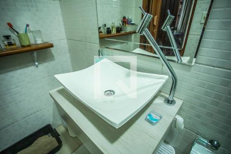 Casa à venda com 208m², 3 quartos e 4 vagas Casa à venda com 208m², 3 quartos e 4 vagasBanheiro Suíte - Torneira