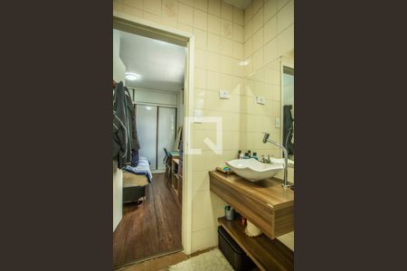 Casa à venda com 208m², 3 quartos e 4 vagas Casa à venda com 208m², 3 quartos e 4 vagasBanheiro Suíte