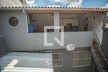 Casa à venda com 208m², 3 quartos e 4 vagas Casa à venda com 208m², 3 quartos e 4 vagasVista