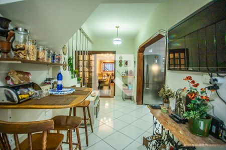 Casa à venda com 208m², 3 quartos e 4 vagas Casa à venda com 208m², 3 quartos e 4 vagasCopa