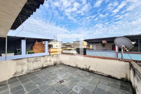 Casa de condomínio à venda com 120m², 2 quartos e 1 vagaTerraço frontal